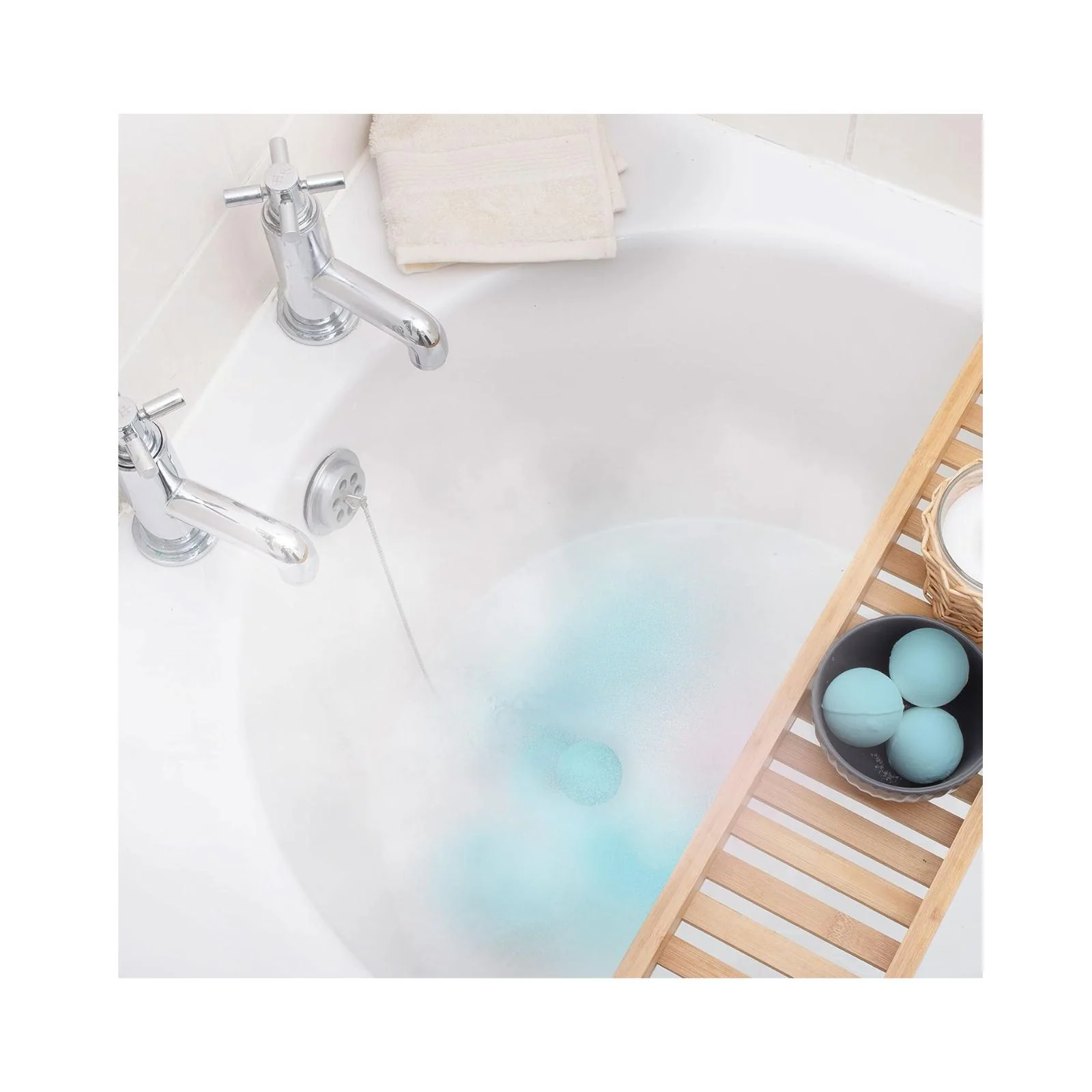Elysium Spa Ocean Breeze Triple Bath Bombs Pack - Image 2