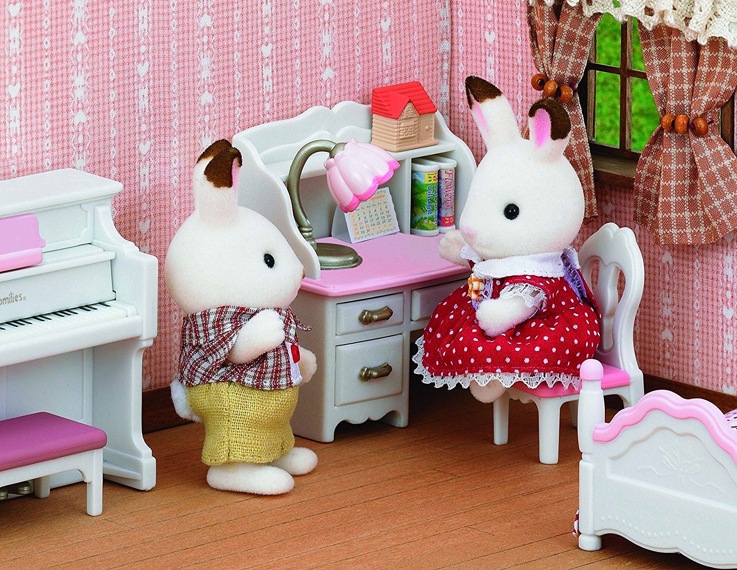Sylvanian Families Girls Bedroom Set - Image 3
